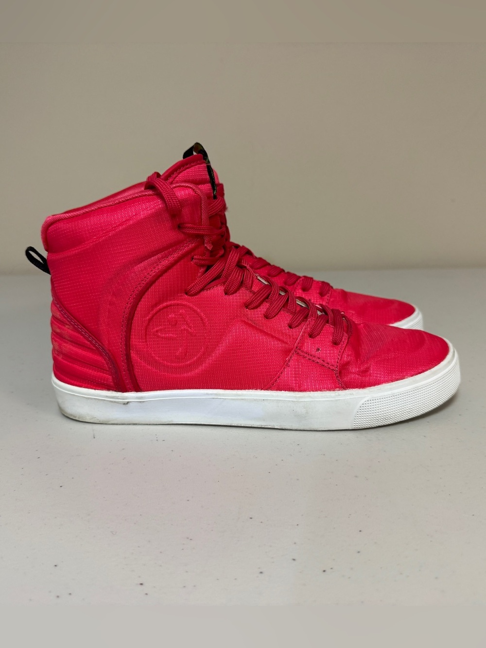 ZUMBA Dane Sneakers Women's 9 Street Gym High Top Exercise Shoes Hot Pink Funky
